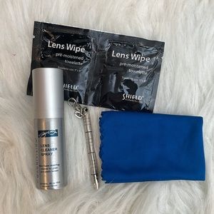 4 pieces of lens cleaner spray